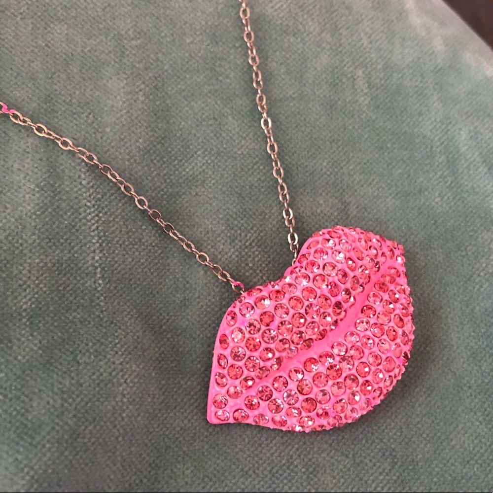 NEW Bubblegum Pink Crystal Studded Lips Necklace